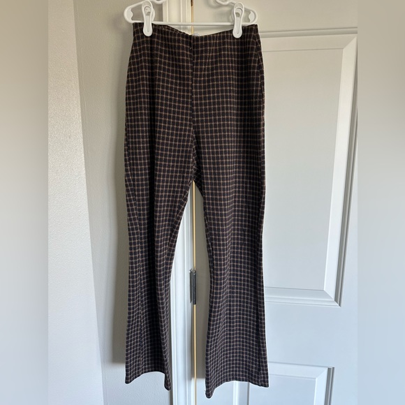 Patterned pants - Picture 3 of 3